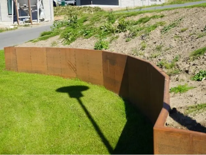 free standing corten retaining walls